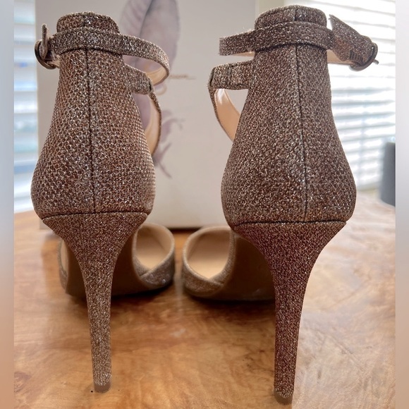 Gorgeous Jessica Simpson Sparkly, Glitter Heels. - Picture 6 of 8